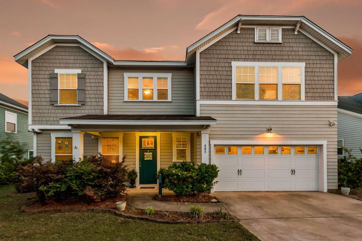 405 Ambergate Lane active home in Foxbank Plantation, Moncks Corner, SC