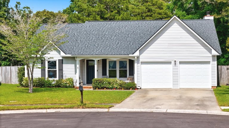 325 Courtney Round active home in Sangaree, Summerville, SC