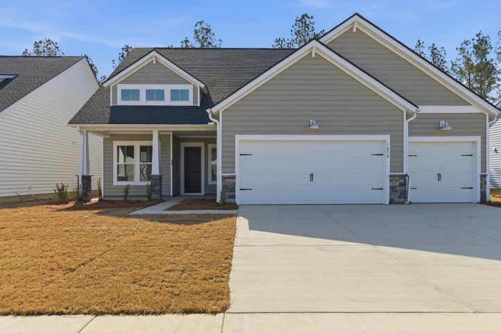 1043 Oyster Drill Drive active home in Summers Corner, Summerville, SC