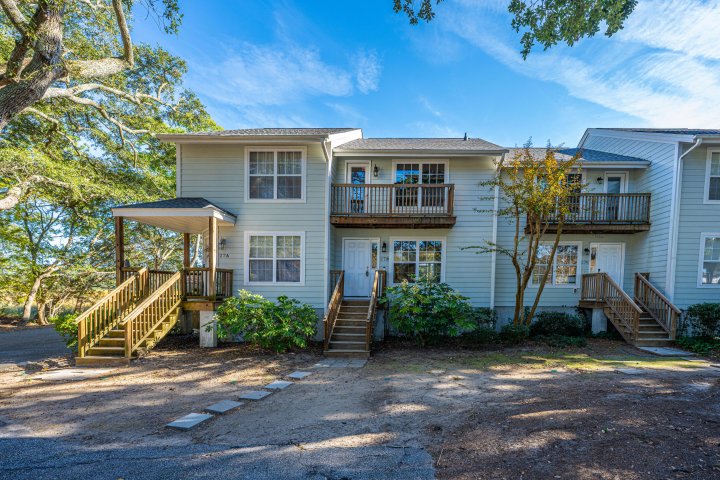 Homes in Pelican Cove, Charleston