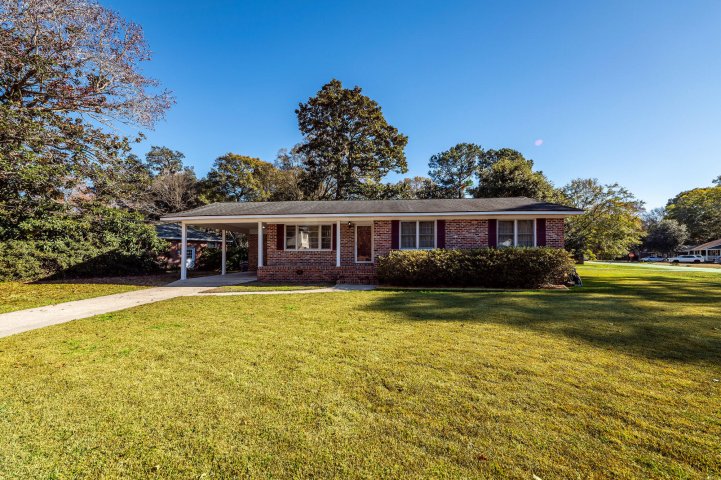 Homes in Jamestown Estates, Charleston