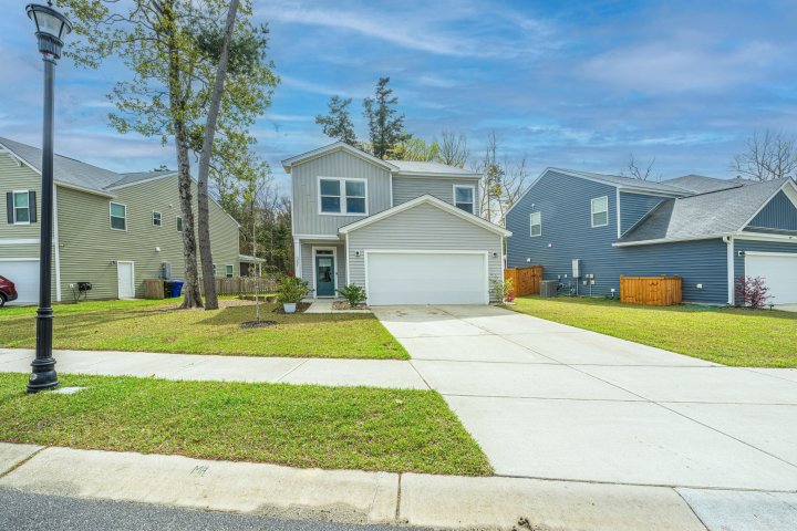 3207 Safe Harbor Way active home in The Pointe At Rhodes Crossing, Charleston, SC