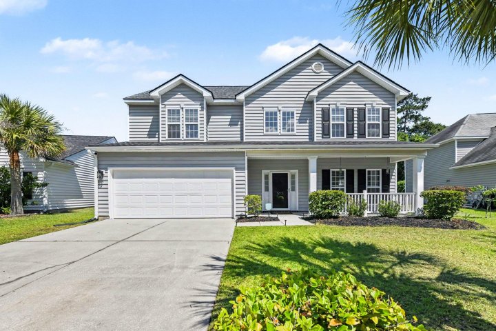 5275 Mulholland Drive active home in Wescott Plantation, Summerville, SC