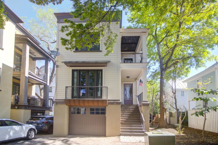 13 Corinne Street active home in Radcliffeborough, Charleston, SC