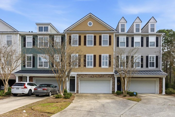 124 Palm Cove Way active home in Dunes West, Mount Pleasant, SC