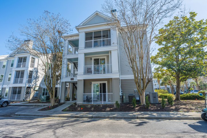 130 River Landing Drive 9320 active home in Daniels Landing, Charleston, SC