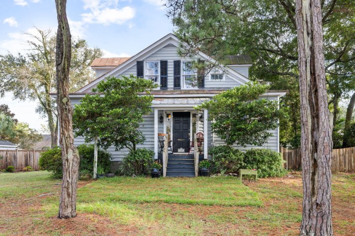 725 King Street active home in Old Mt Pleasant, Mount Pleasant, SC