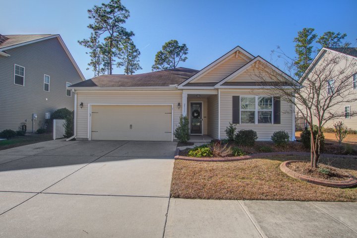 2511 Hummingbird Lane active home in Pine Forest Country Club, Summerville, SC