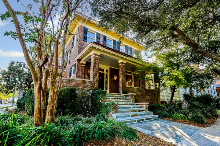 173 Tradd Street active home in South of Broad, Charleston, SC