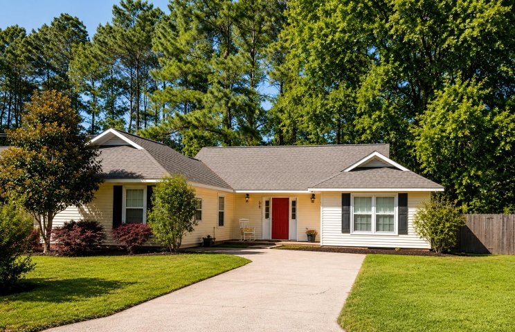 29 Fieldfare Way active home in Shadowmoss, Charleston, SC