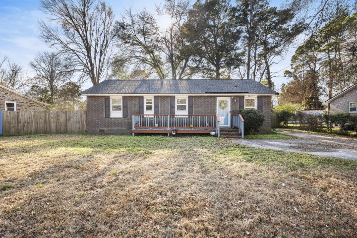 4405 Clovewood Street active home in Woodside Manor, Ladson, SC