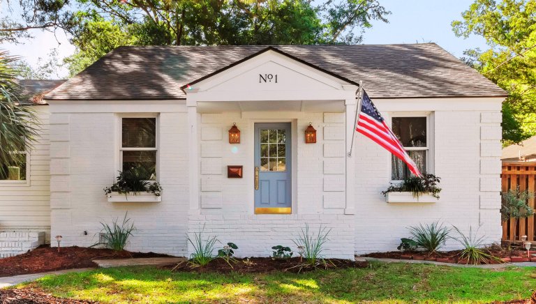 1 Colleton Drive active home in Byrnes Downs, Charleston, SC