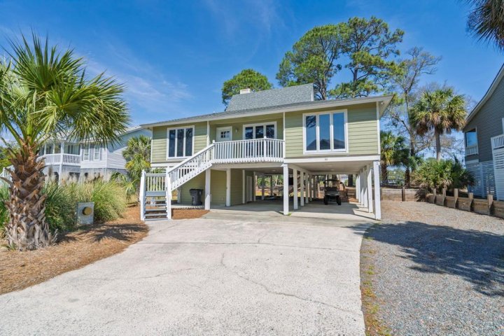 Homes in Ocean Ridge, Edisto Beach