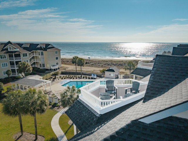 8500 Palmetto Drive 304 active home in Wild Dunes, Isle of Palms, SC