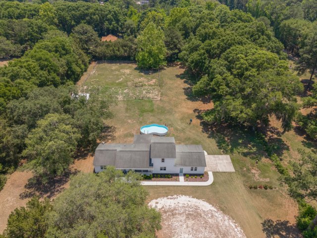 A home in Foxfire Farms, Wadmalaw Island