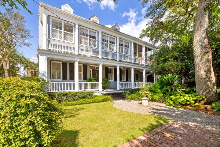 14 Limehouse Street active home in South Of Broad, Charleston, SC