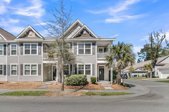 1879 Towne Street active home in The Cottages At Johns Island, Johns Island, SC