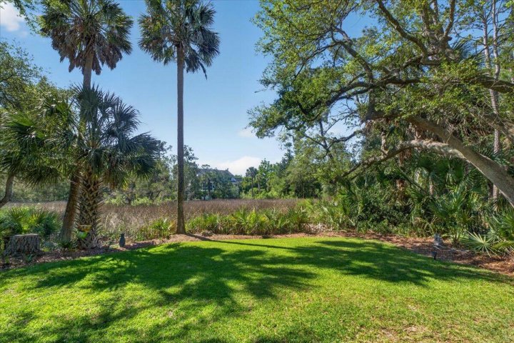 1428 Bloomingdale Lane active home in Park West, Mount Pleasant, SC