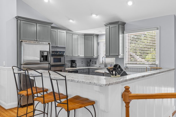 27 Fairway Dunes Lane active home in Wild Dunes, Isle of Palms, SC