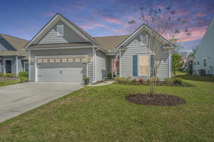 6180 Wilkes Pond Drive active home in Stono Ferry, Hollywood, SC