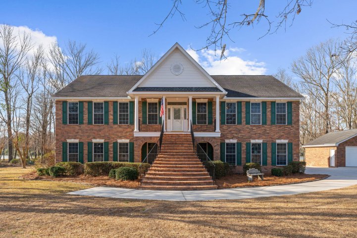 146 Loganberry Circle active home in Crowfield Plantation, Goose Creek, SC