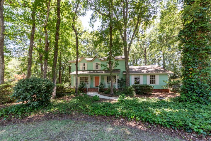 1071 Deleisseline Boulevard active home in Snee Farm, Mount Pleasant, SC