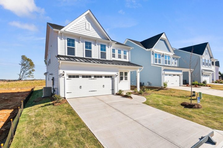 89 Crosswick Street active home in Pineland Preserve, Summerville, SC