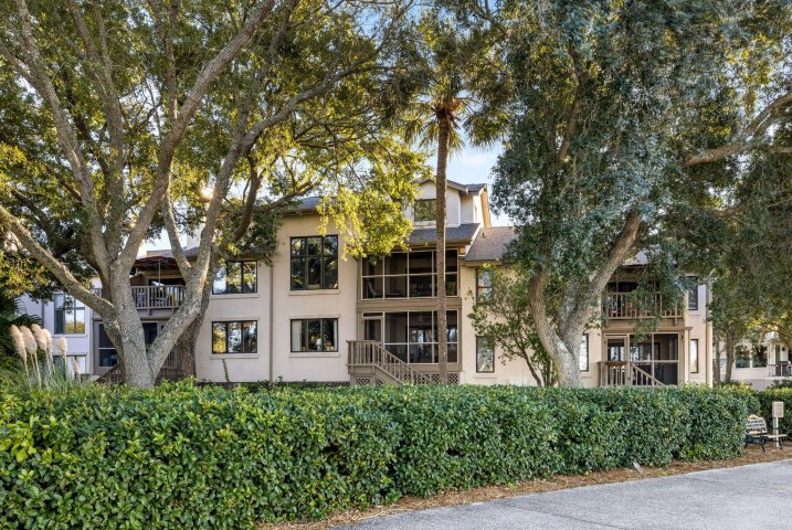 304 Yacht Harbor Court A active home in Wild Dunes, Isle of Palms, SC