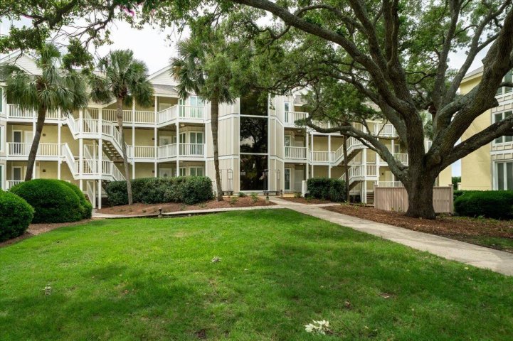 9000 Palmetto Dr 204 pending home in Wild Dunes, Isle of Palms, SC