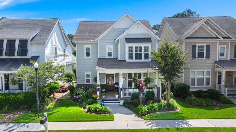 178 Bateaux Drive active home in The Ponds, Summerville, SC