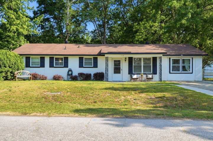 118 Froman Drive active home in Flowertown, Summerville, SC
