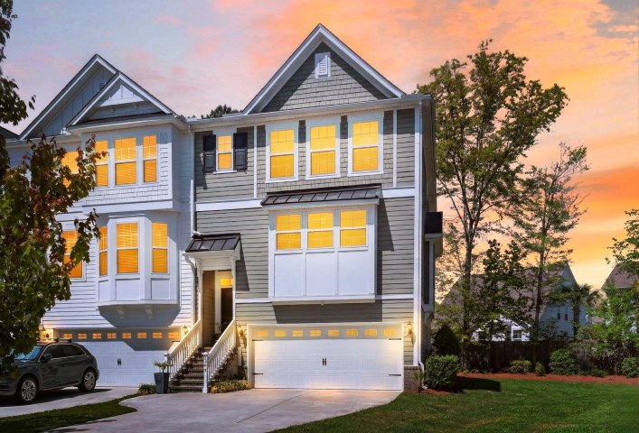 1555 Moss Spring Road active home in Park West, Mount Pleasant, SC