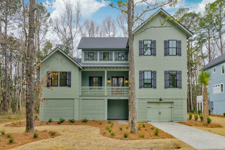 1632 John Fenwick Lane active home in The Preserve At Fenwick Plantation, Johns Island, SC