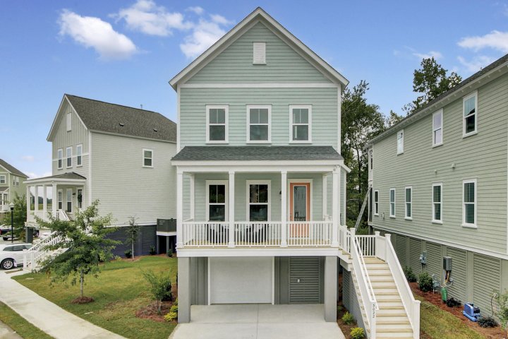 614 Du Bois Drive active home in Indigo Grove, Johns Island, SC