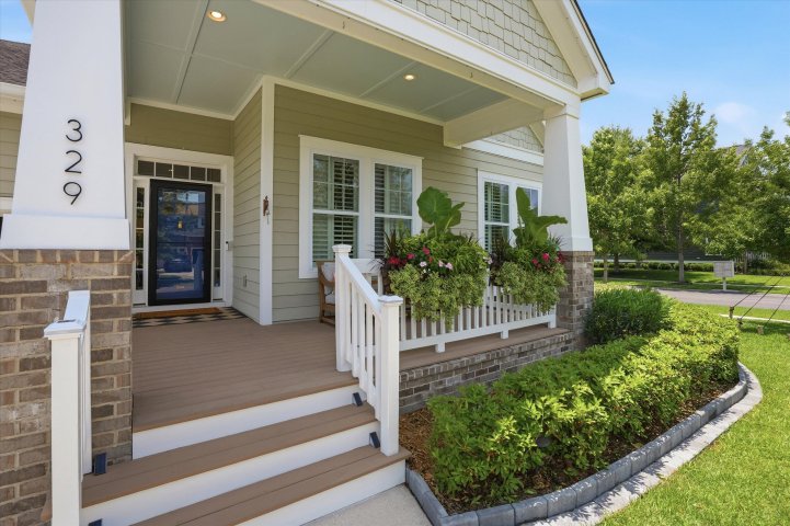 329 Ashby Street active home in Carnes Crossroads, Summerville, SC