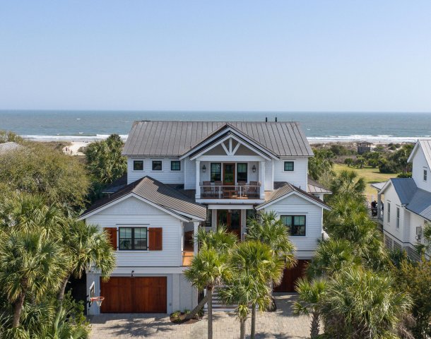 A home in Isle Of Palms, Isle of Palms