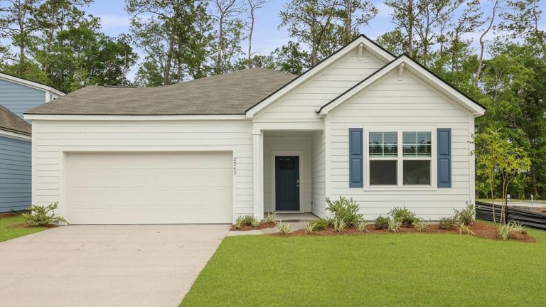 185 Broadstone Drive pending home in Sheep Island, Summerville, SC