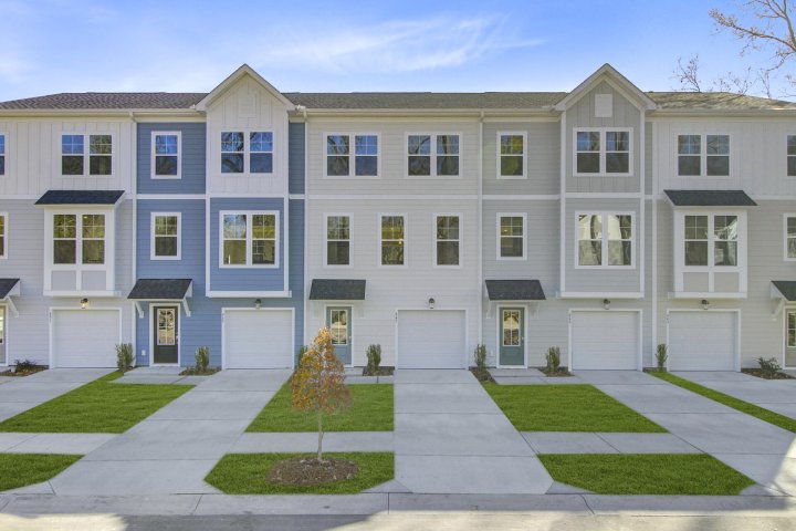 465 Caledon Court pending home in Indigo Grove, Johns Island, SC