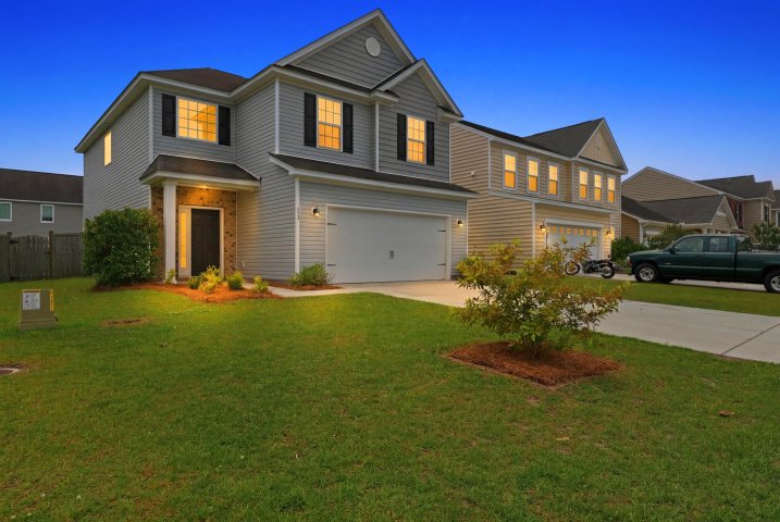 Homes in Moss Grove Plantation, Moncks Corner