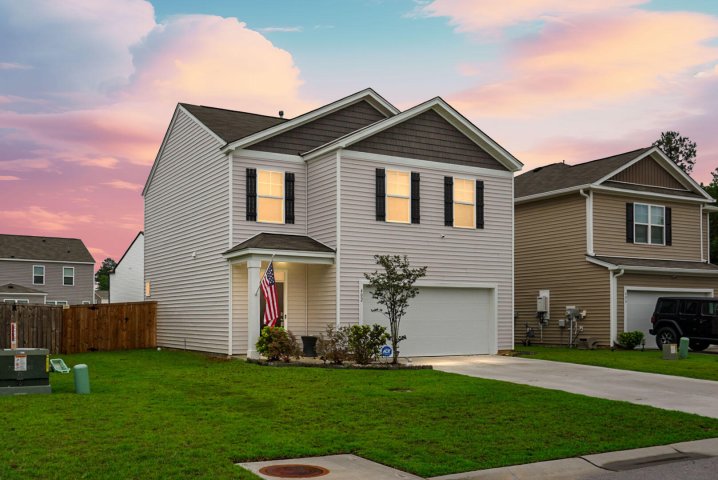 402 Eastern Pine Drive active home in Cane Bay Plantation, Summerville, SC