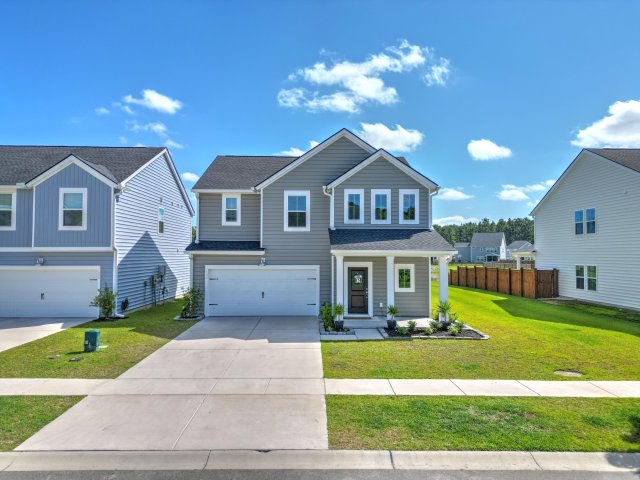 137 Post Mill Drive active home in Summers Corner, Summerville, SC