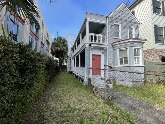 3 Elizabeth Street active home in Wraggborough, Charleston, SC