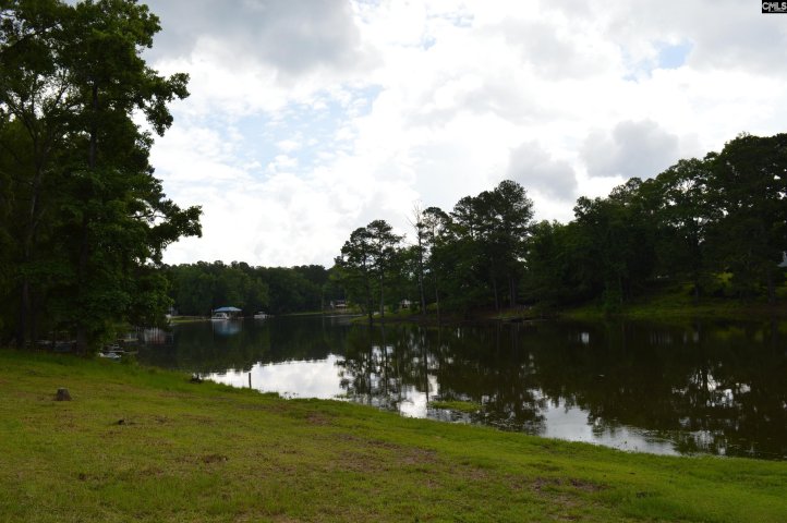 2335 Rolling Hills Road active home in Lake Wateree, Ridgeway, SC