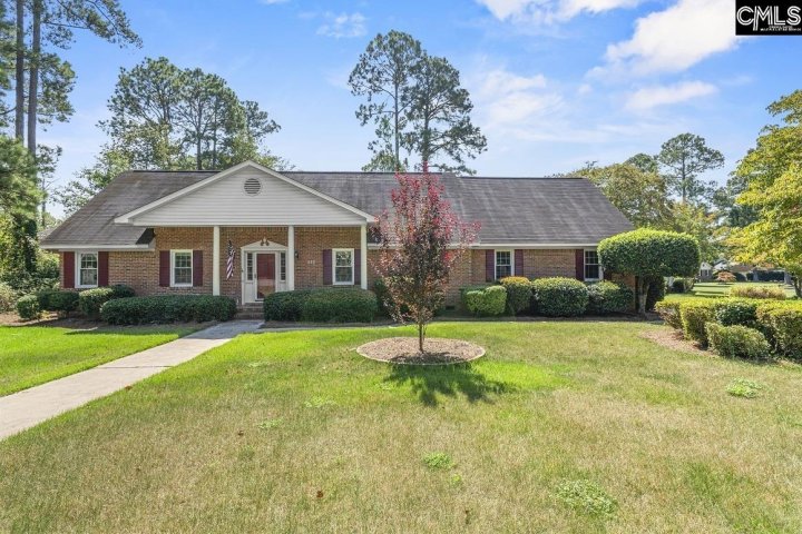 816 Kinlock Court active home in Spring Valley, Columbia, SC