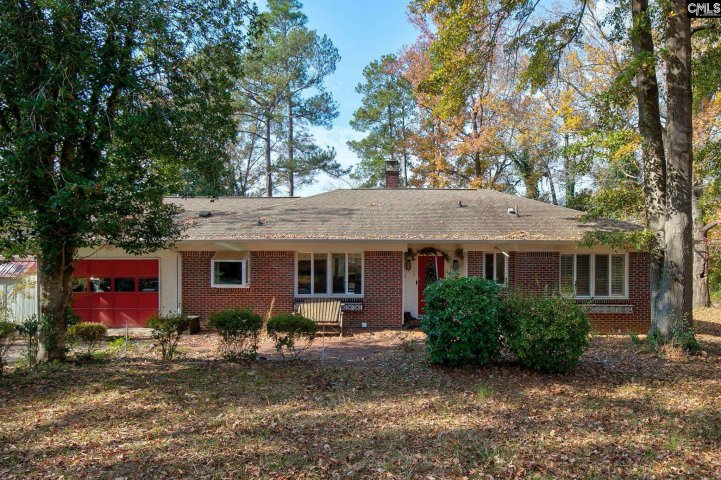 150 Lake Elizabeth Drive pending home in Lake Elizabeth Estates, Columbia, SC