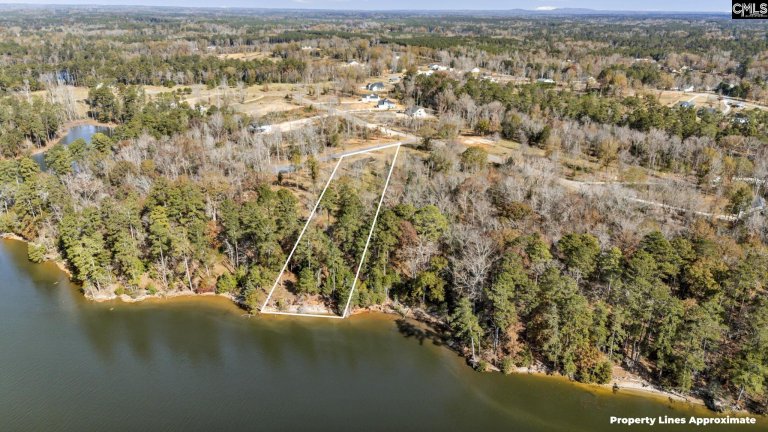 0 Bridge View Court active home in LANDS END AT WOODSIDE SHORES, Prosperity, SC