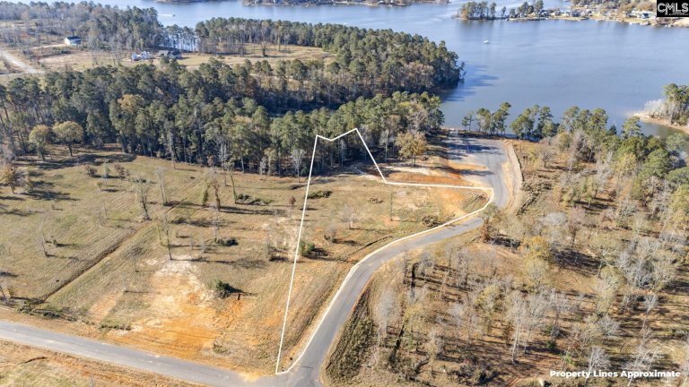 Break Water Drive active home in Breakwater At Woodside Shores, Prosperity, SC