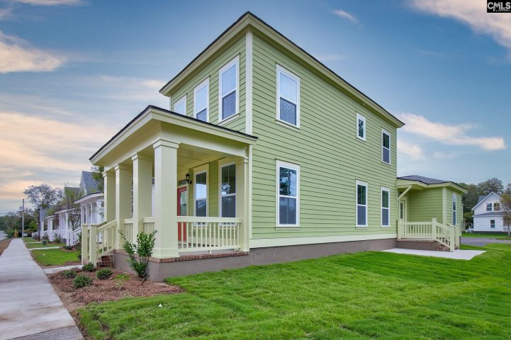 762 Poplar Street active home in The Avenues, Cayce, SC