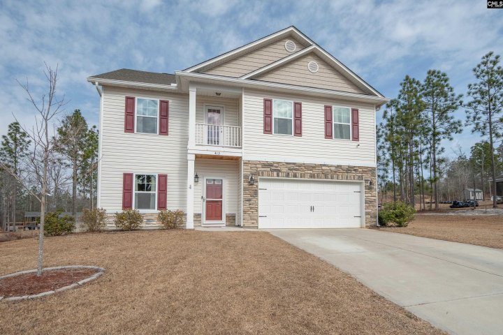 413 Blue Artesian Way pending home in Crystal Springs Lake, Lexington, SC