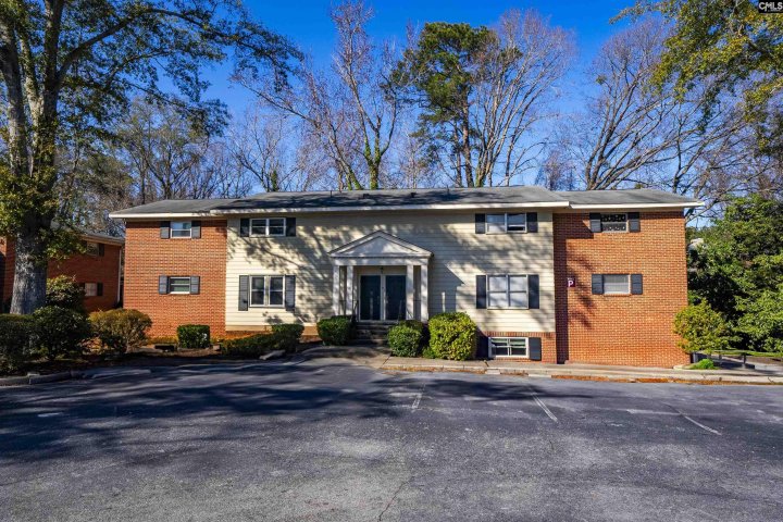 1100 Skyland Drive P4 pending home in Riverhill Condos, Columbia, SC